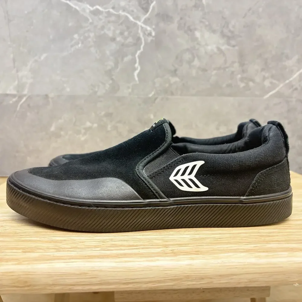 Cariuma slip skate